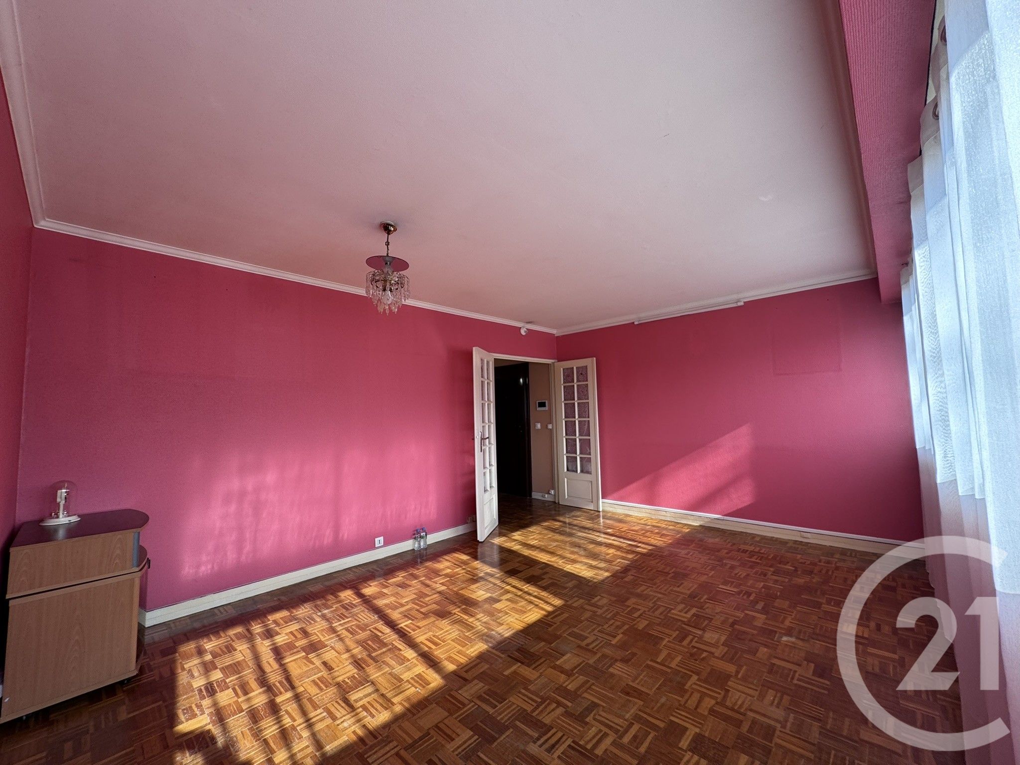 Appartement Rue de la Gare à Jouy-le-Moutier