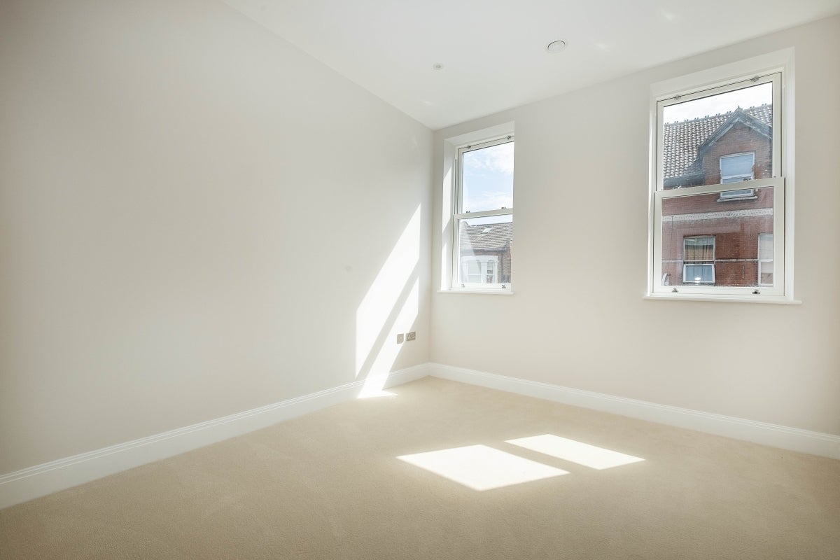 Flat Merton Road in Greater London