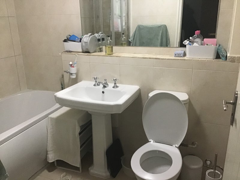 Room Rotherhithe Street in Greater London