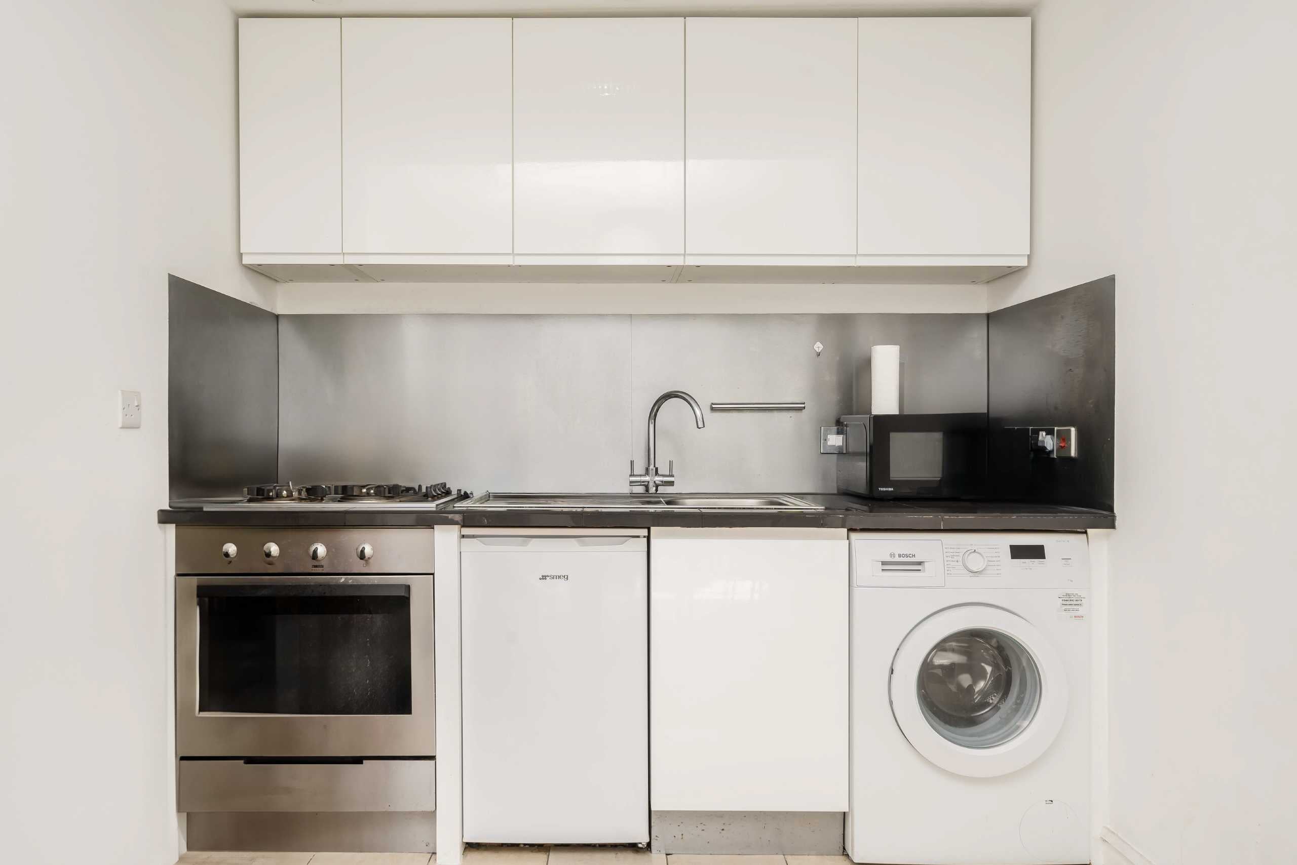 Flat Wakefield Mews in Greater London