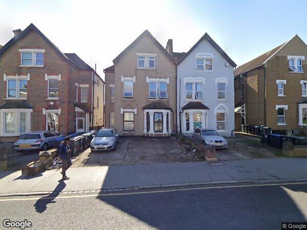 Flat Oliver Grove in Greater London