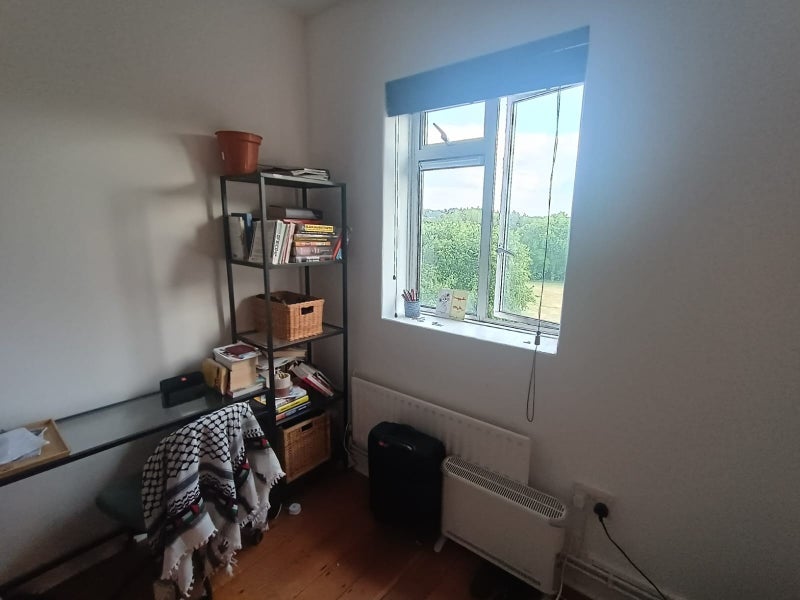 Room Torridge Gardens in Greater London