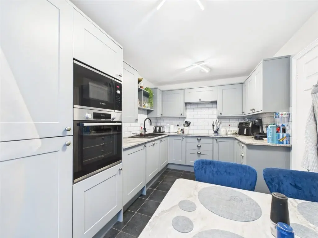 House Thatcham Avenue in Gloucester