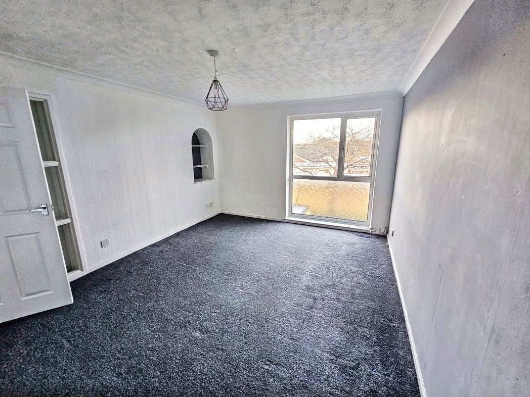 Flat Wasdale Close in Cramlington
