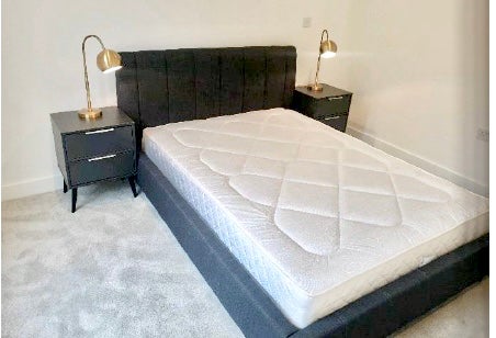 Flat Wentworth Street in Greater London