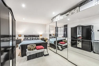 Flat Netherwood Street in Greater London