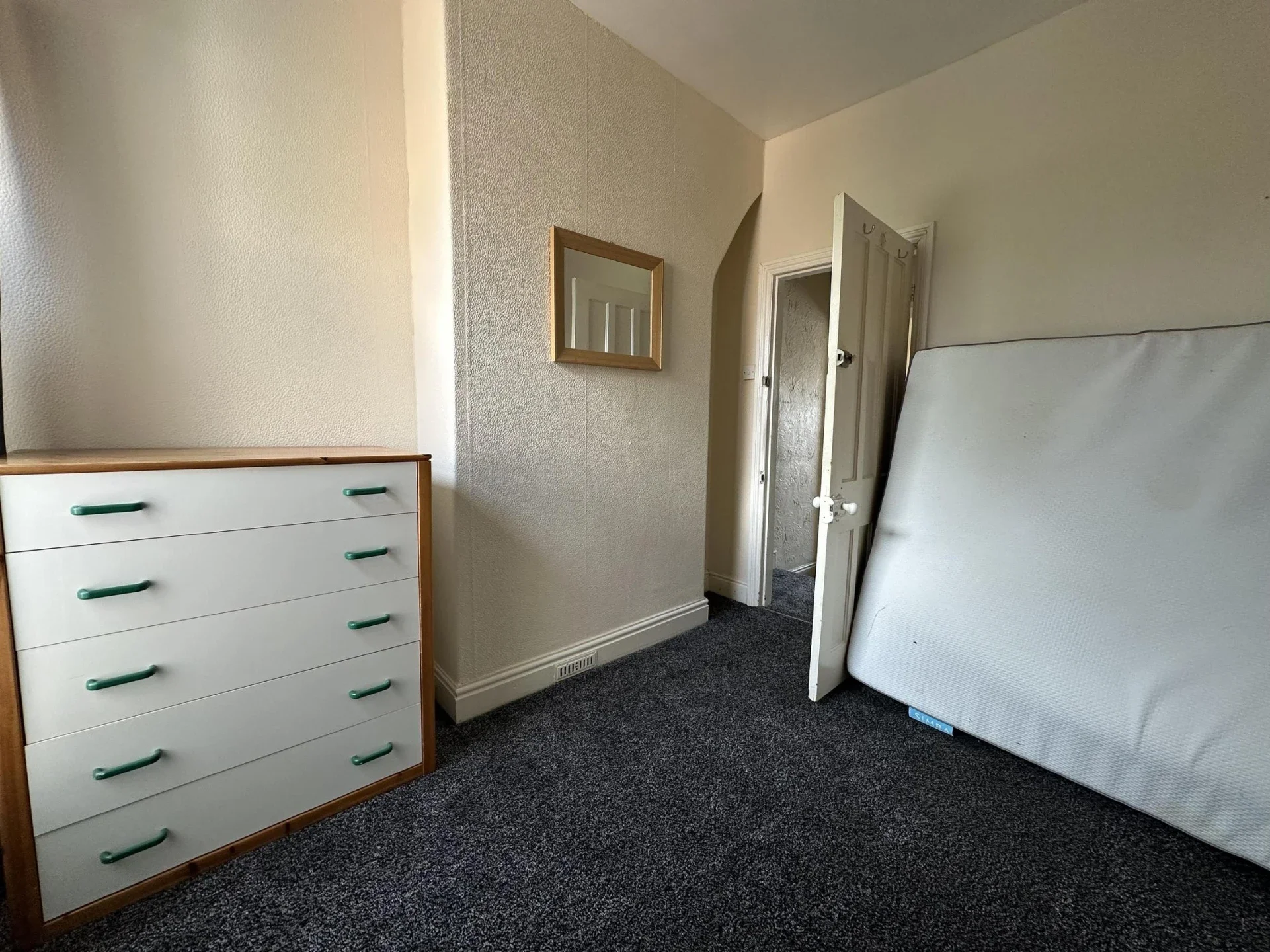 Room Underwood Lane in Crewe