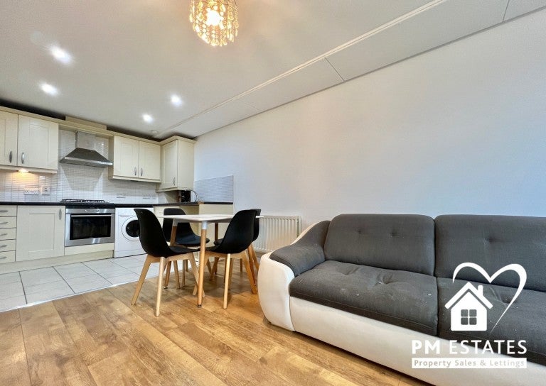 Flat John Dyde Close in East Hertfordshire