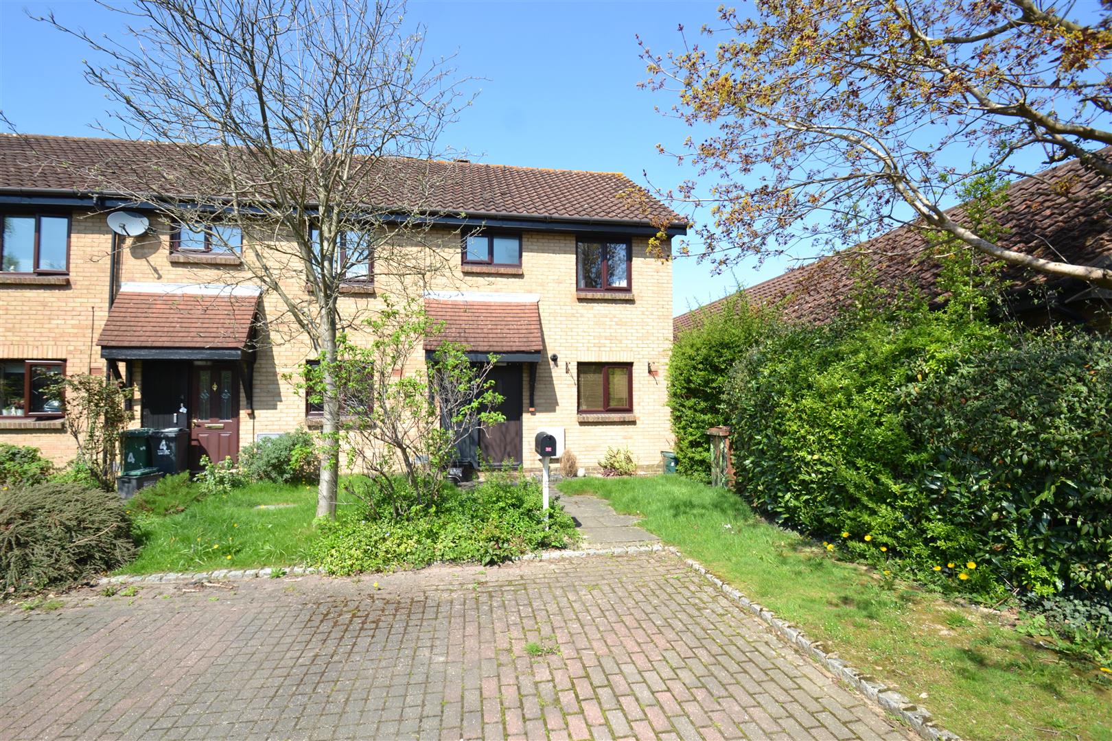 House Meadowside in Reigate and Banstead