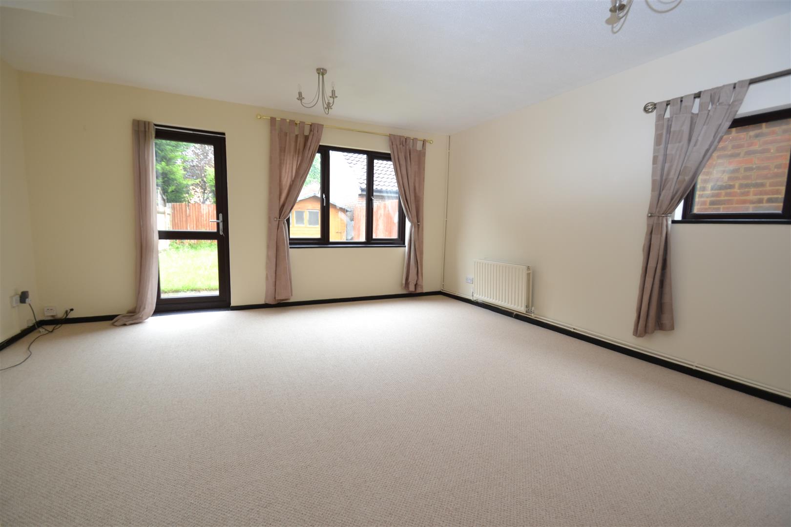 House Meadowside in Reigate and Banstead