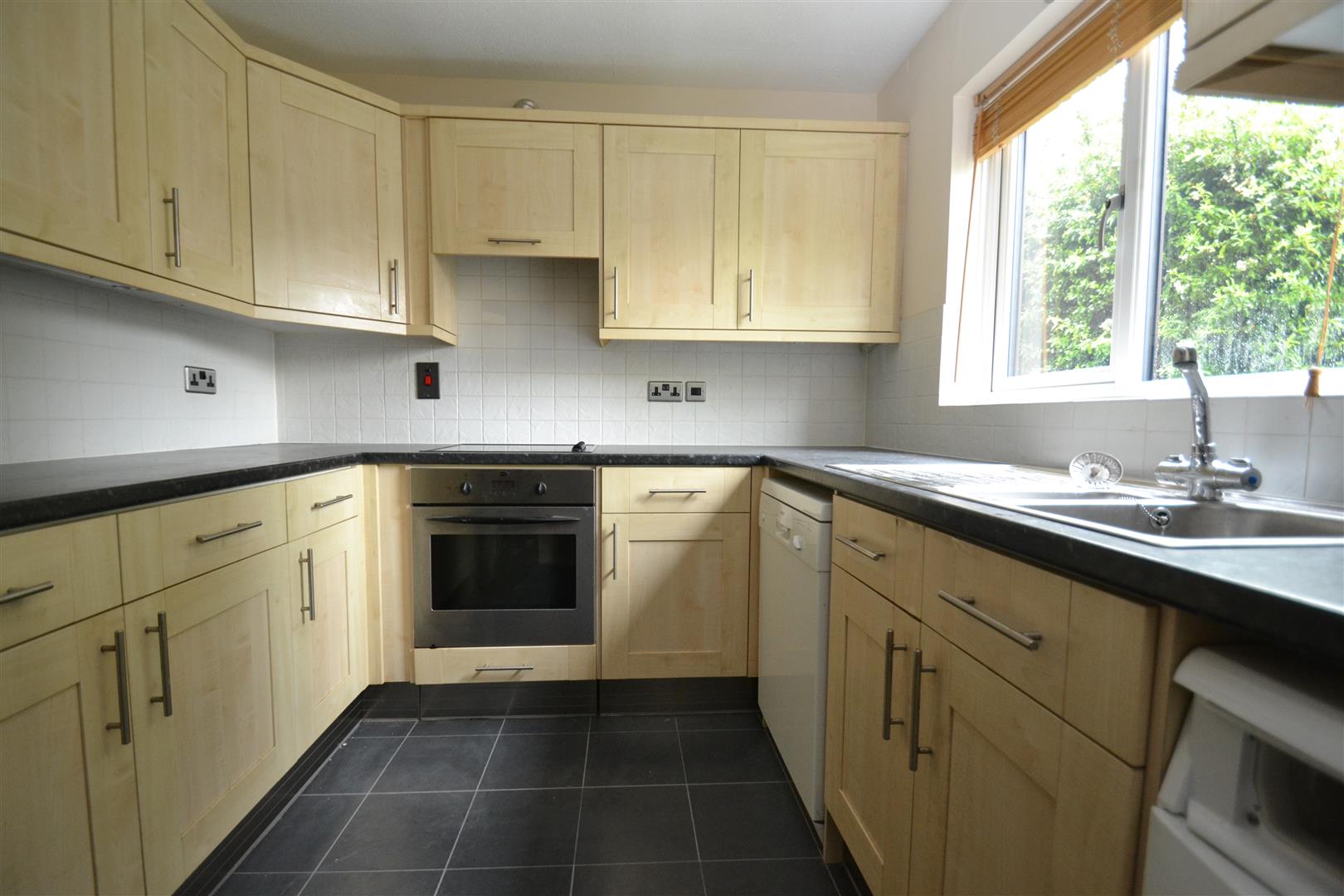 House Meadowside in Reigate and Banstead