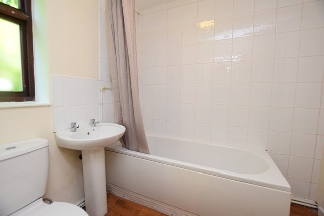 Flat Aldine Court in Sheffield
