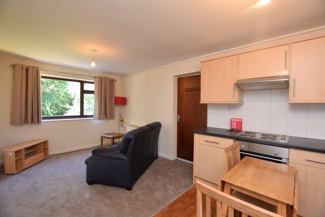 Flat Aldine Court in Sheffield