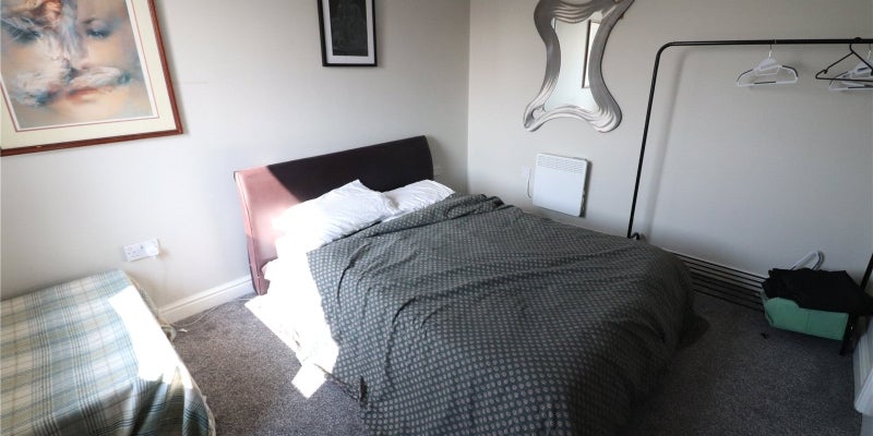 Flat Hamilton Street in Birkenhead