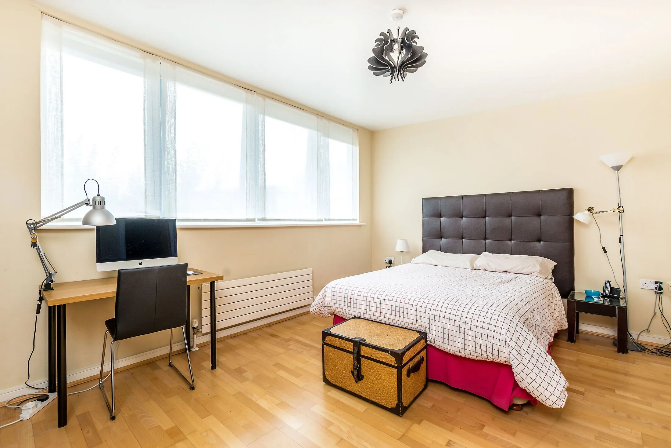 Flat Hunt Close in Greater London