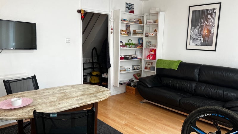 Room Corby Way in Greater London