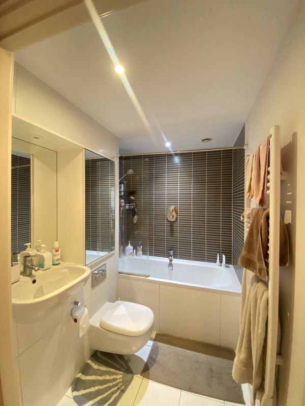 Room Amelia Street in Greater London