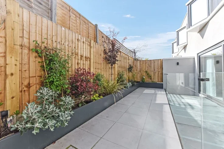 House Letchford Gardens in Greater London