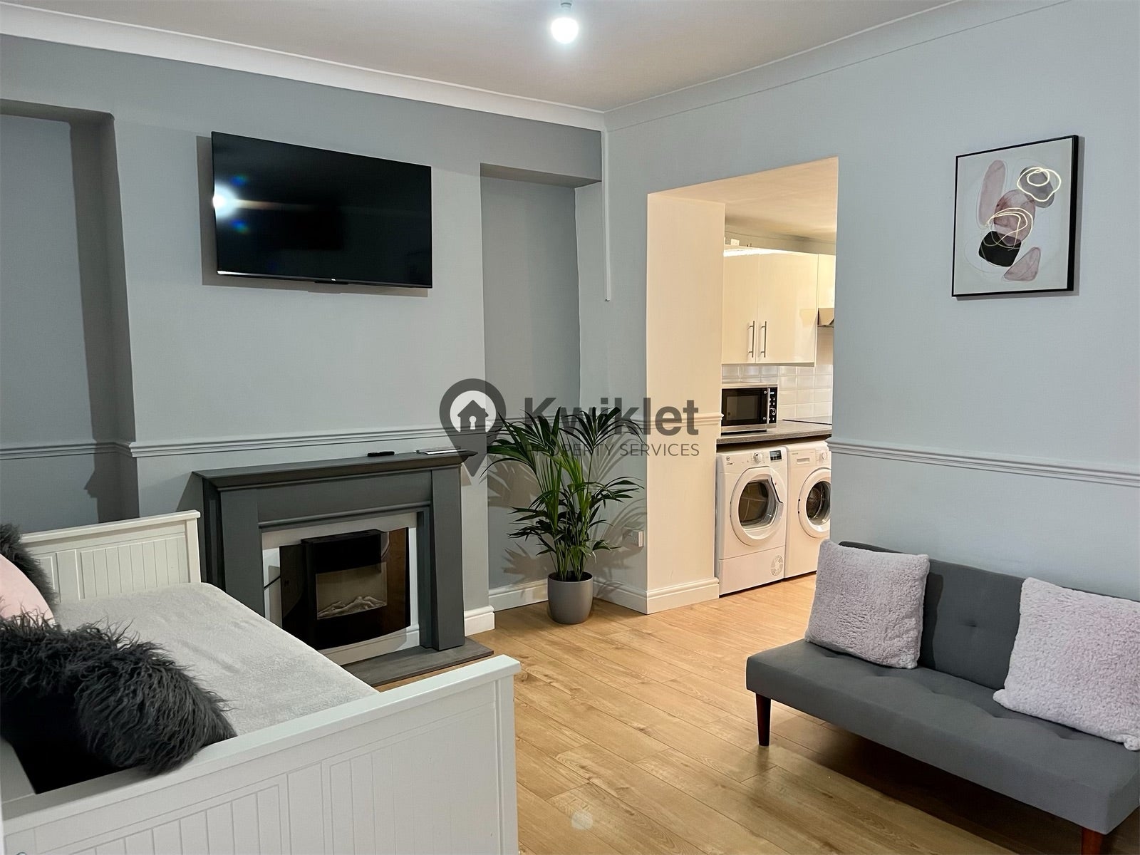 House Stow Hill in Pontypridd