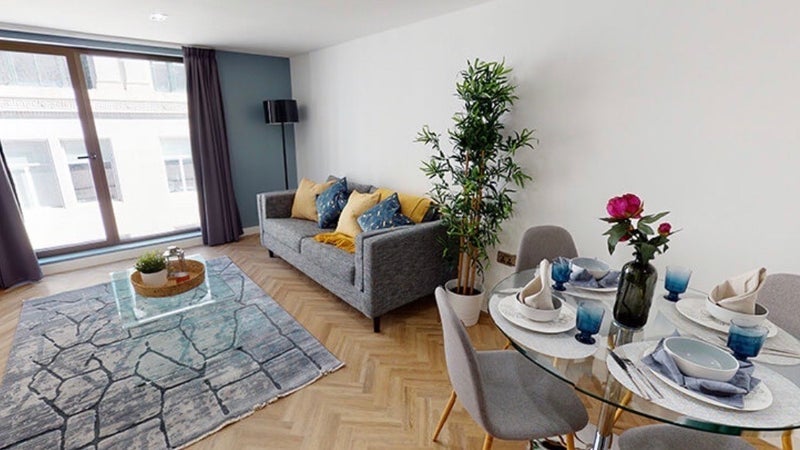 Flat Drury Lane in Liverpool