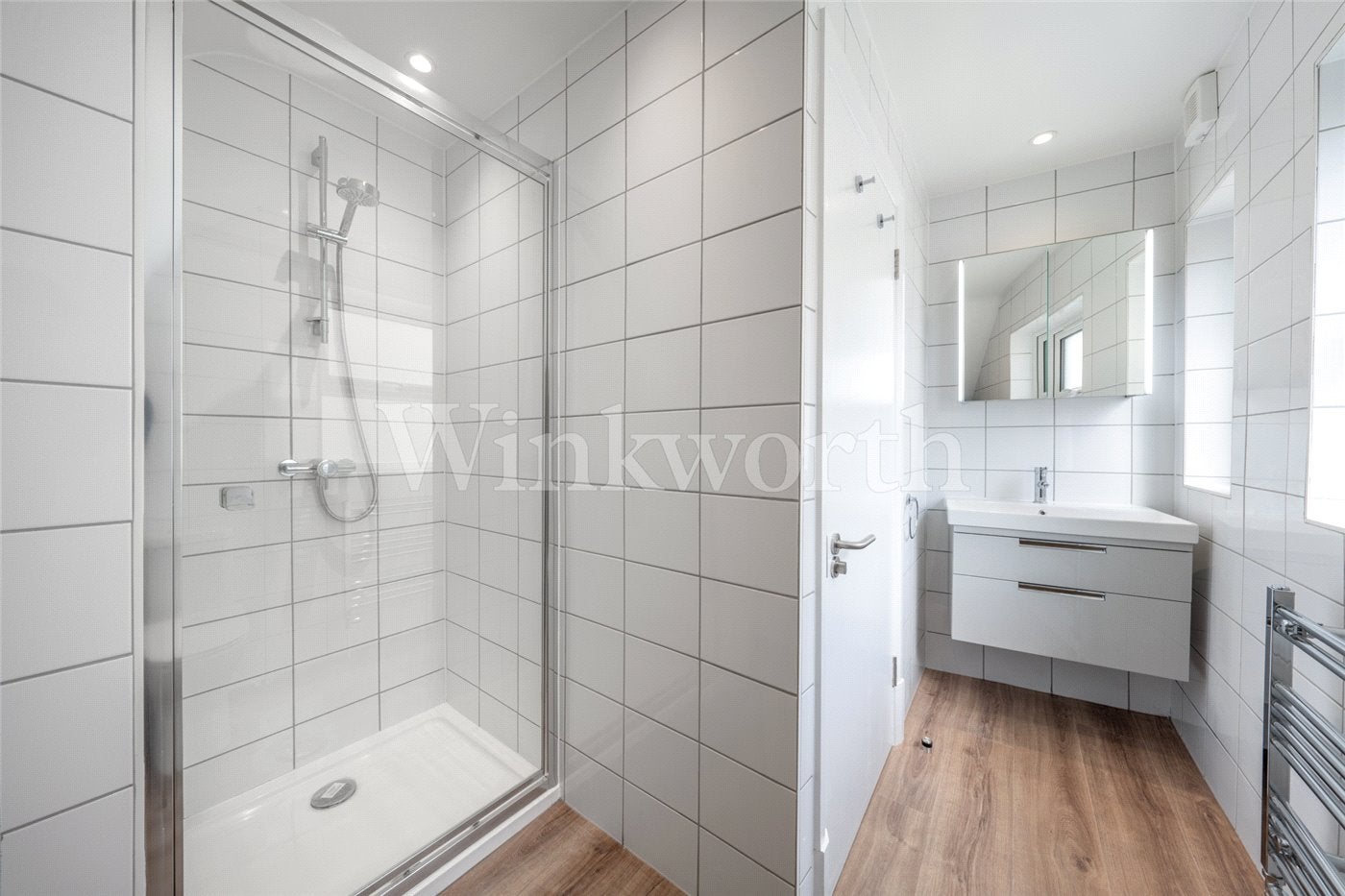 Flat Golders Green Road in Greater London