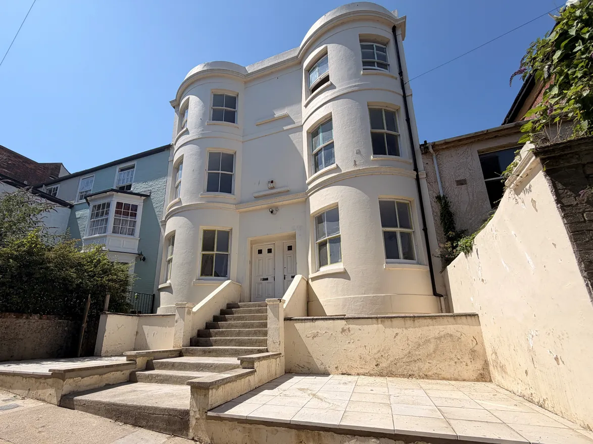 House St Thomas Street in Ryde