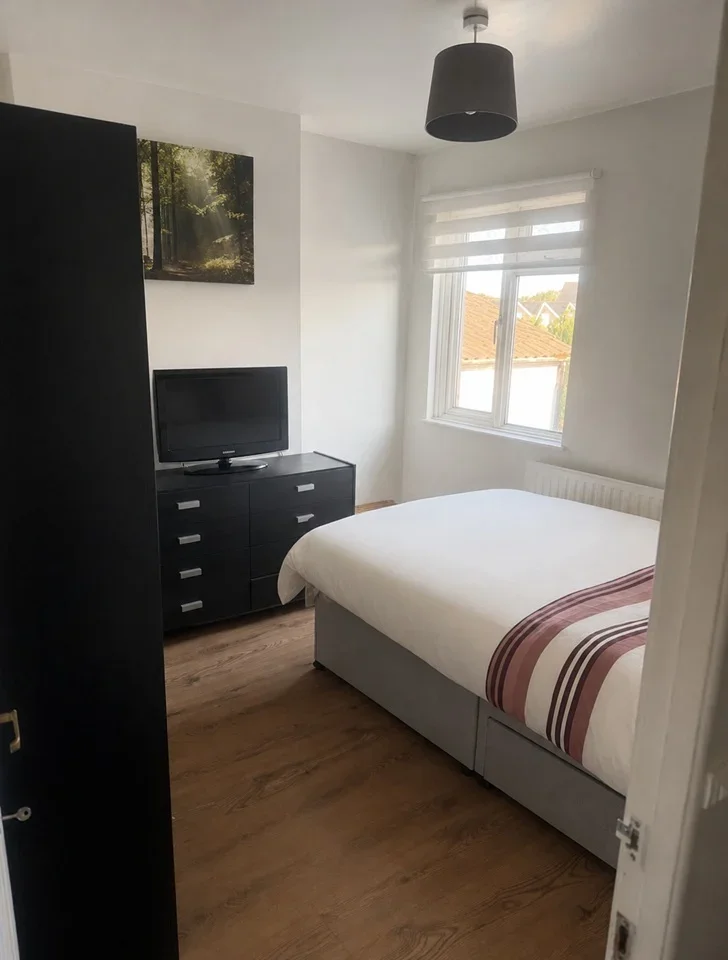 Room Dover Road in Gravesham