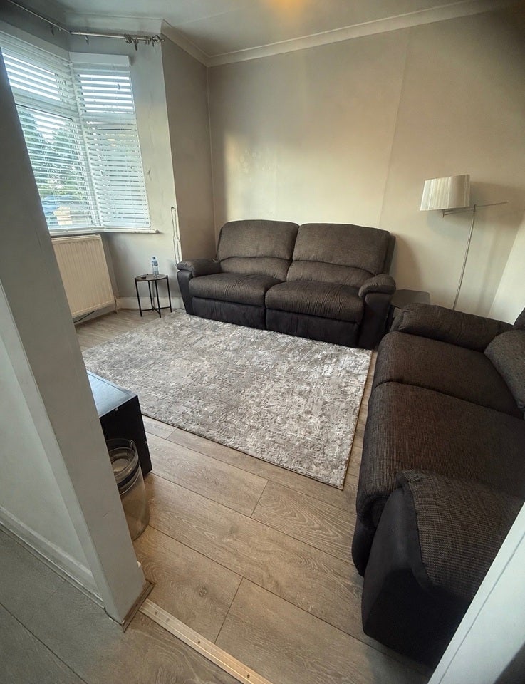 Room Dover Road in Gravesham