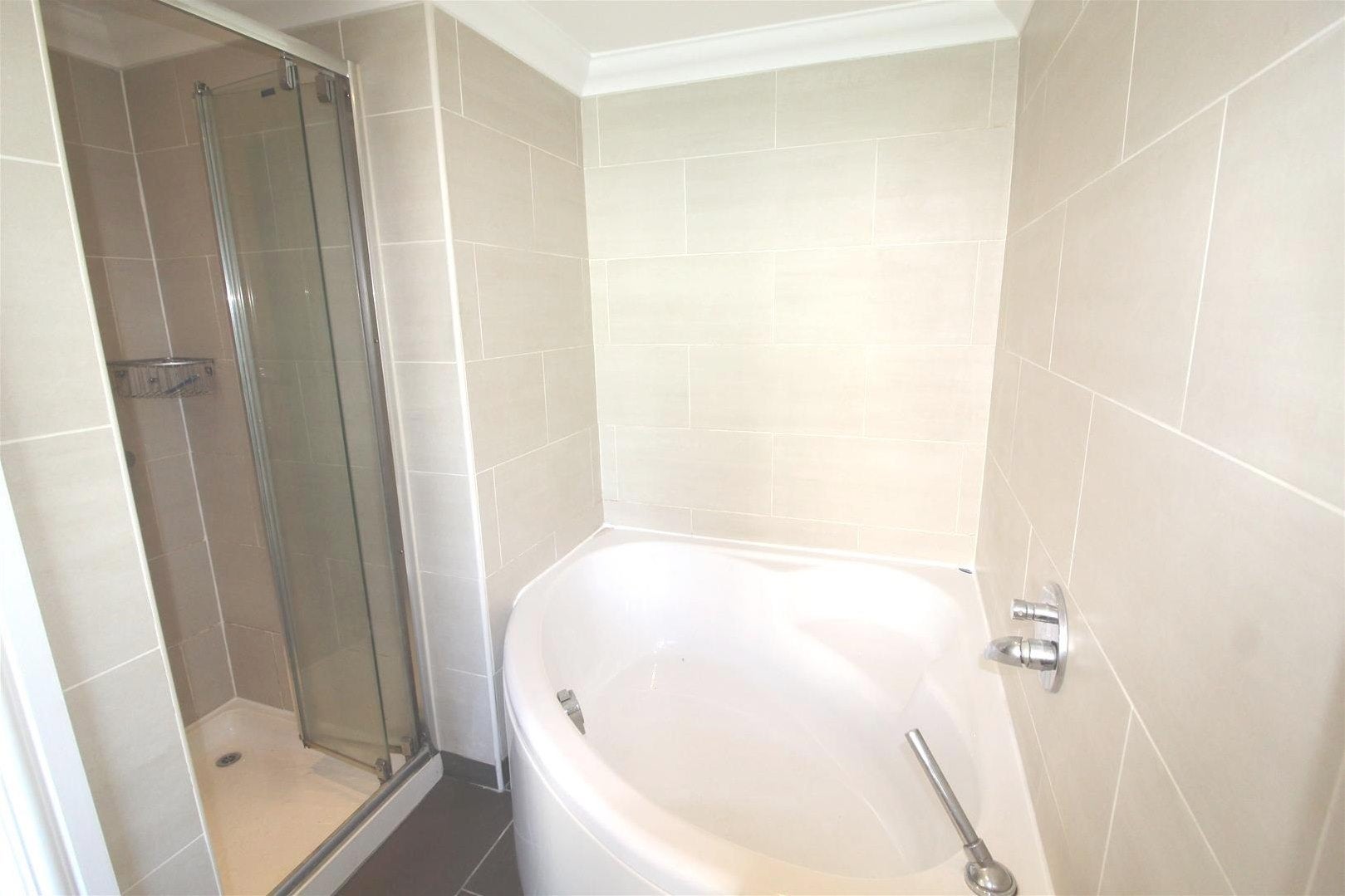 House Plantagenet Road in Greater London
