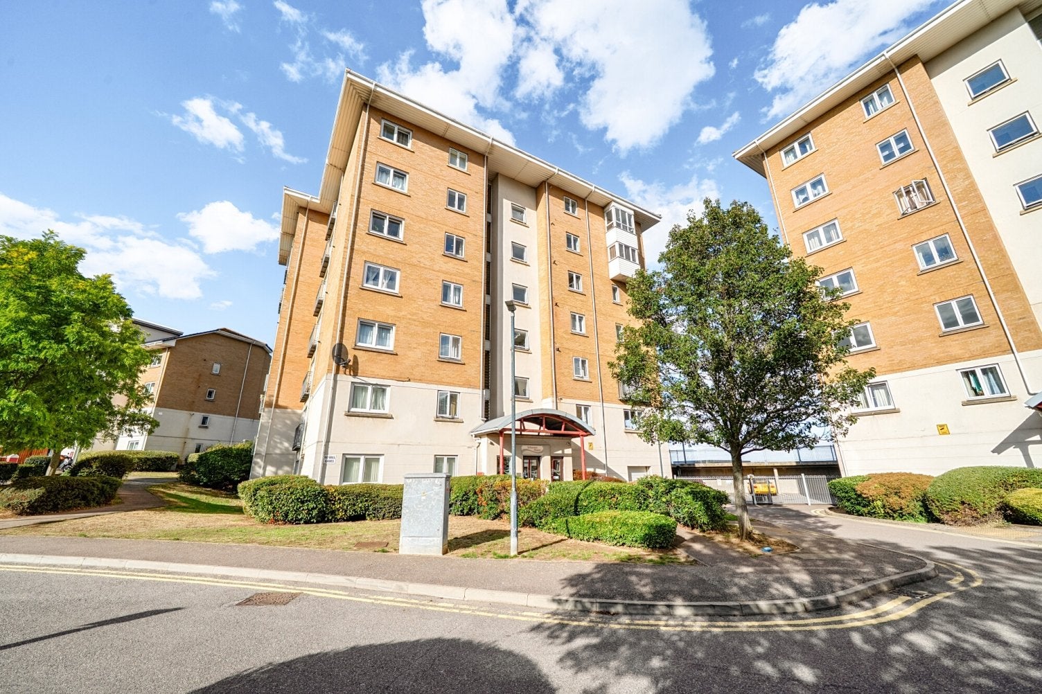 Flat William Cory Promenade in Greater London
