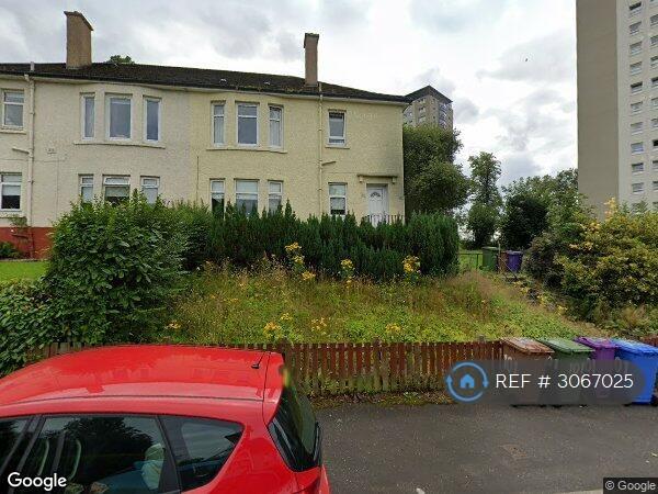 Flat Harefield Drive in Glasgow