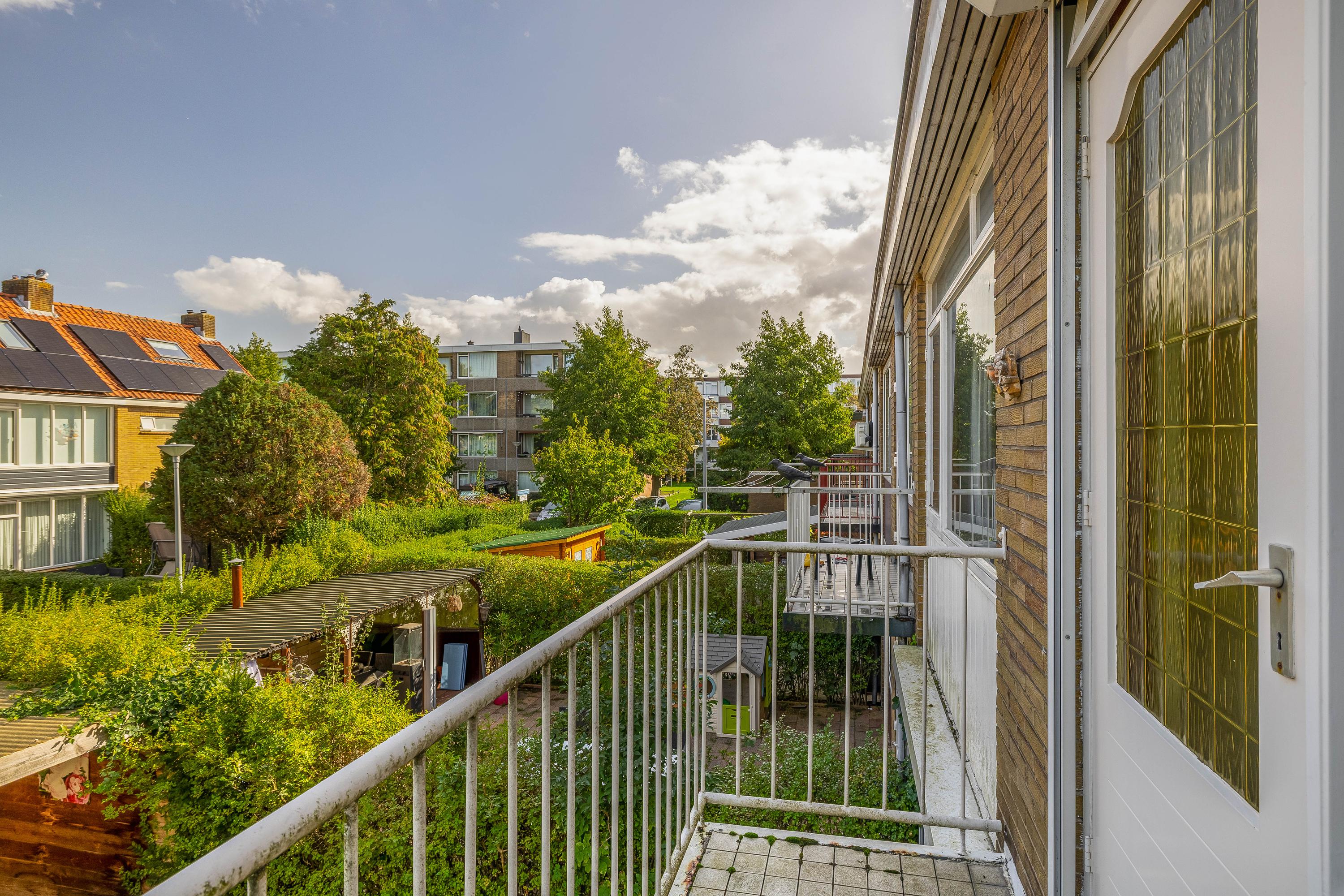 Tussenwoning te koop: Kamperlandsingel 7, Rotterdam