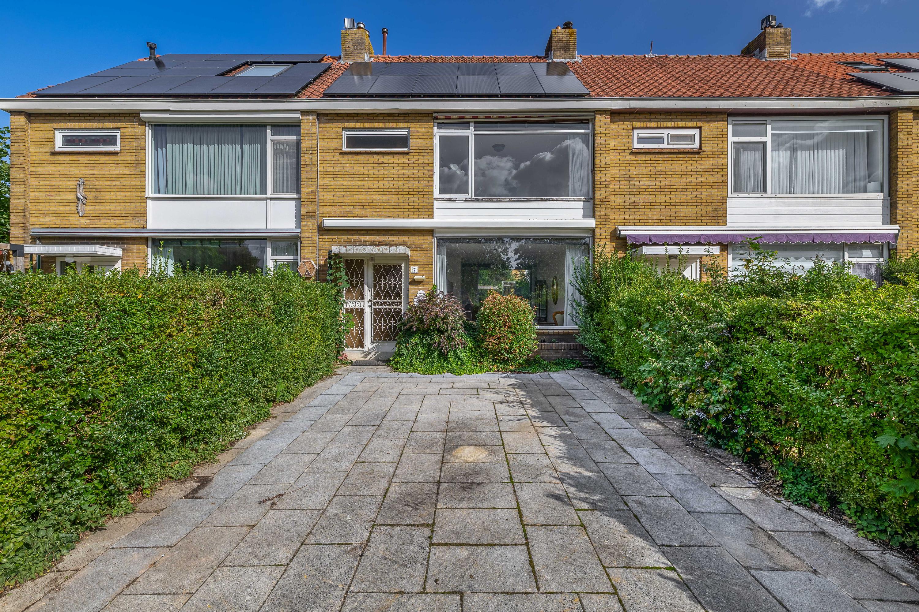Tussenwoning te koop: Kamperlandsingel 7, Rotterdam