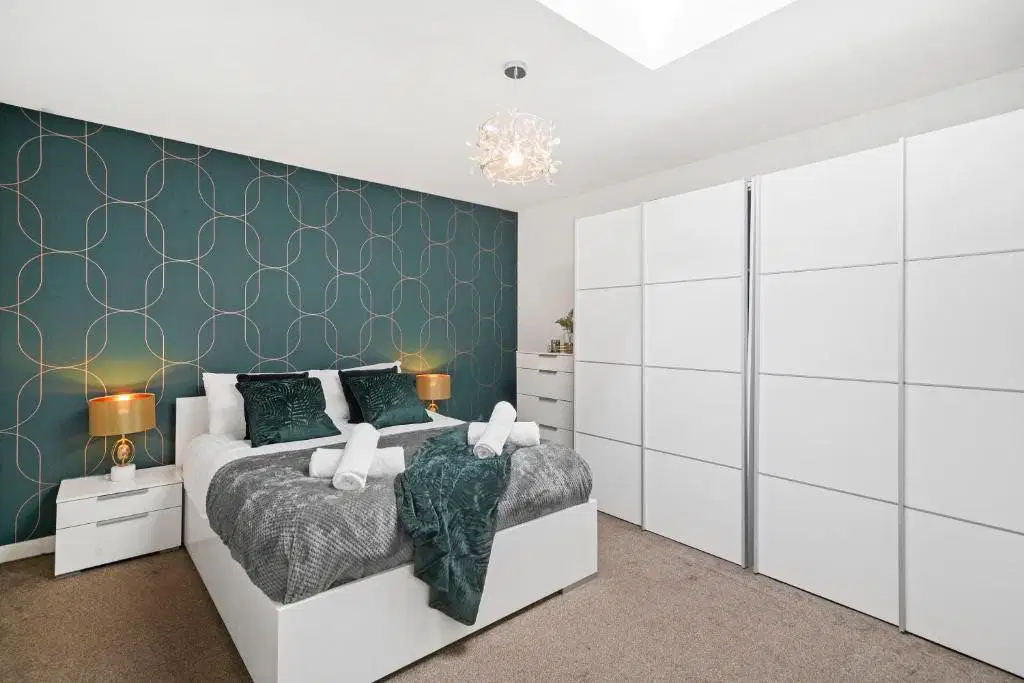 Flat South Accommodation Road in Leeds