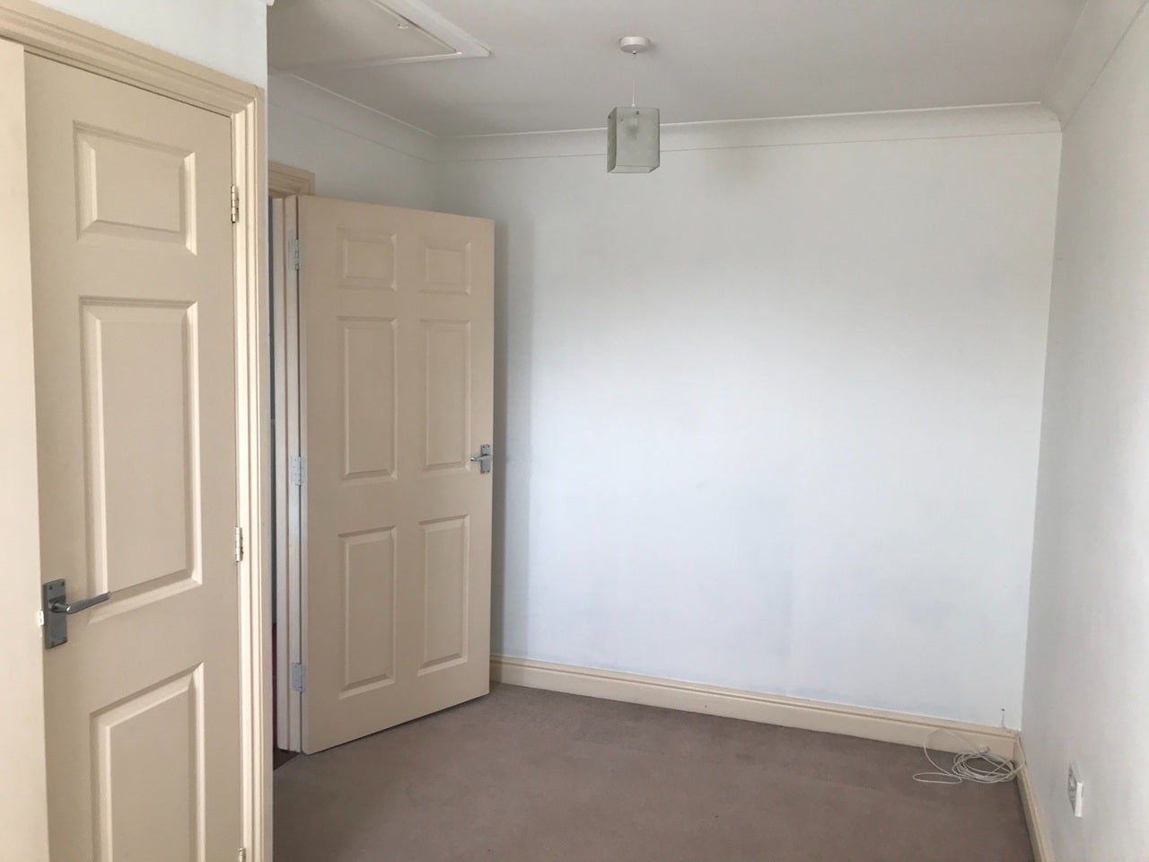 House Wharfside Close in Greater London