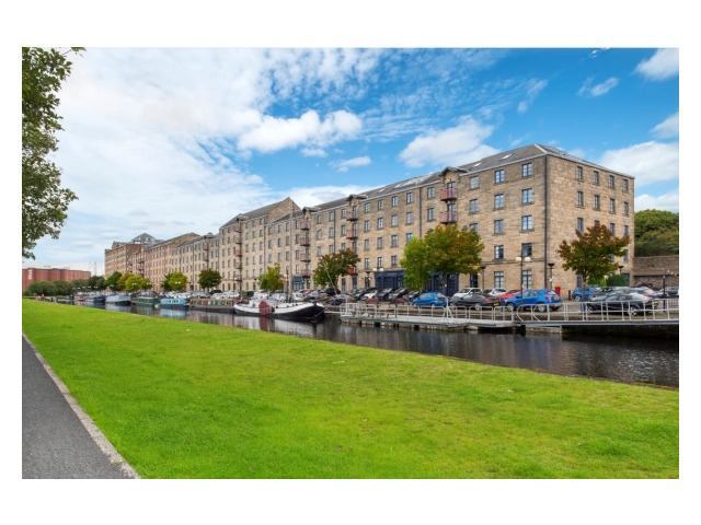 Room Speirs Wharf in Glasgow