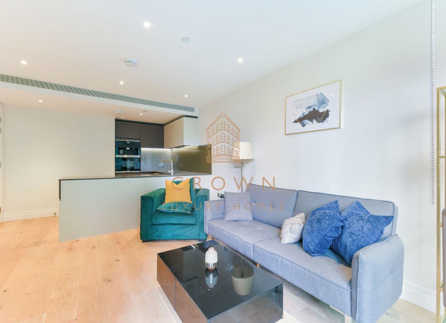 Flat Tideway Walk in Greater London