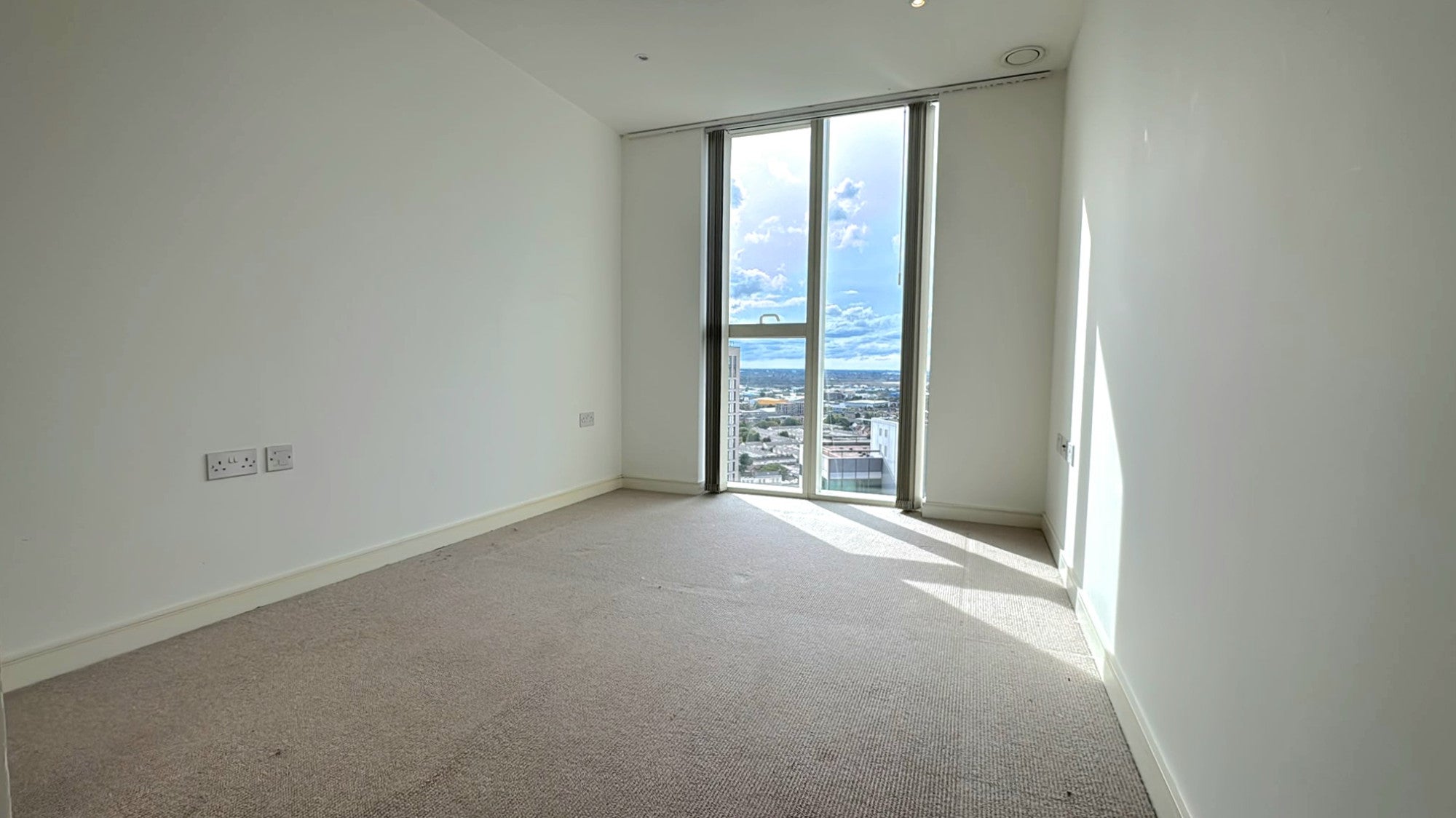 Flat Bedford Park in Greater London