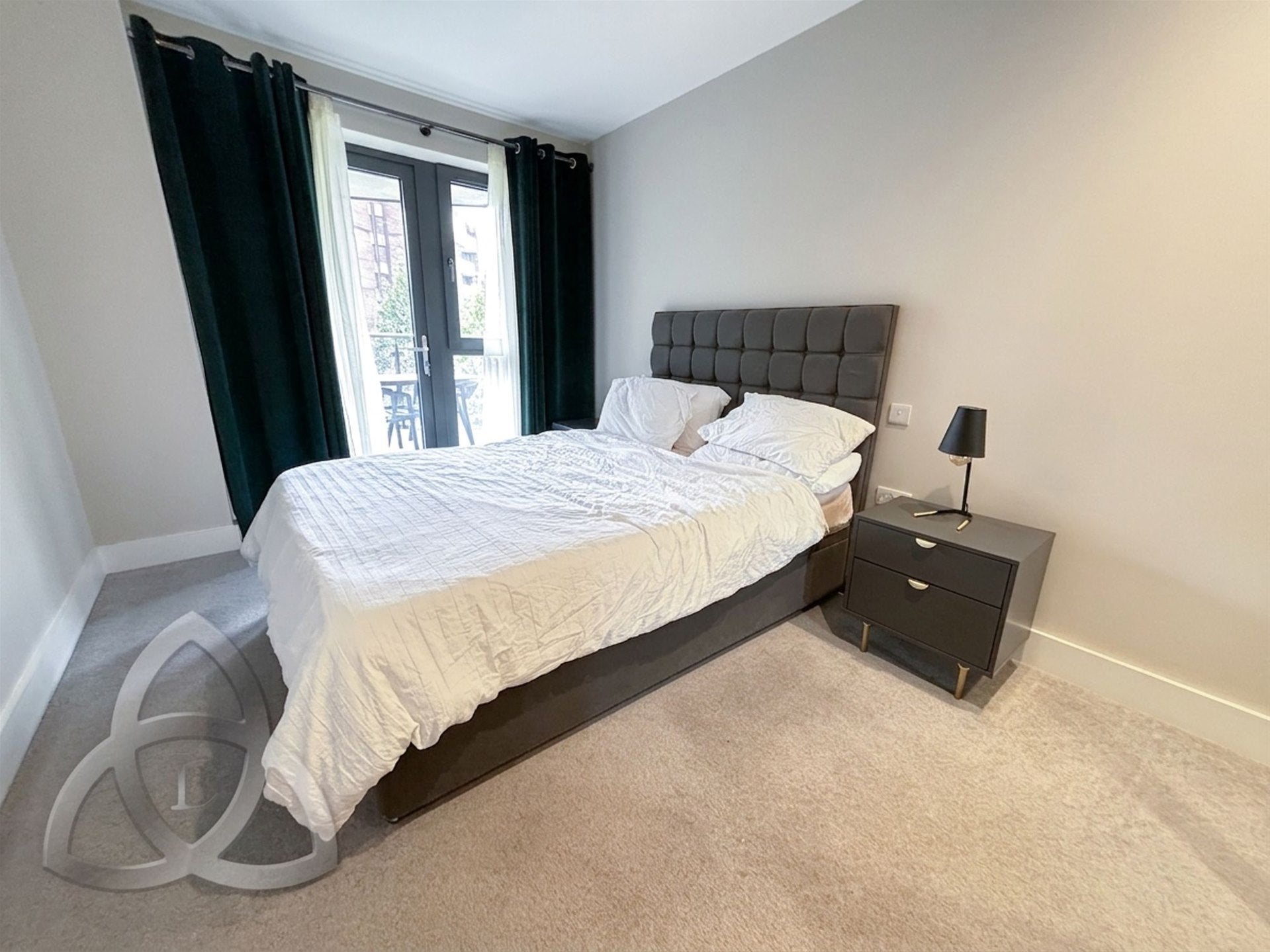 Flat Albert Place in Greater London