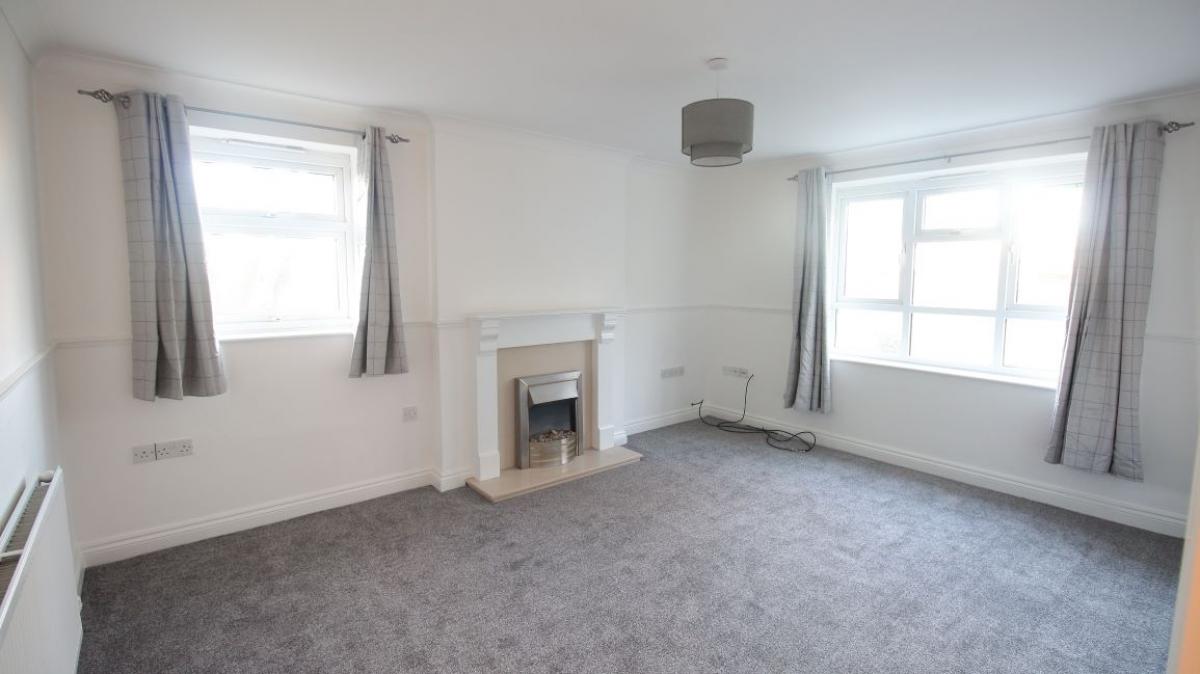 Flat Saint Swithin's Close in Derby