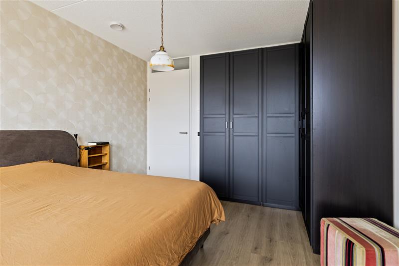 Appartement te koop: Ananasweg 162, Leiden