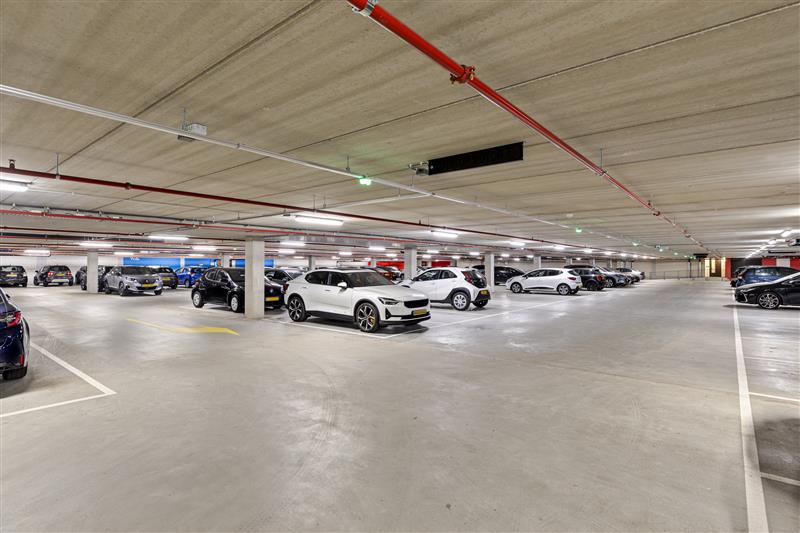 Appartement te koop: Ananasweg 162, Leiden