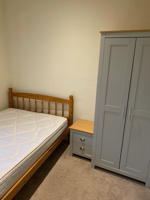 Room Queen's Road in West Suffolk