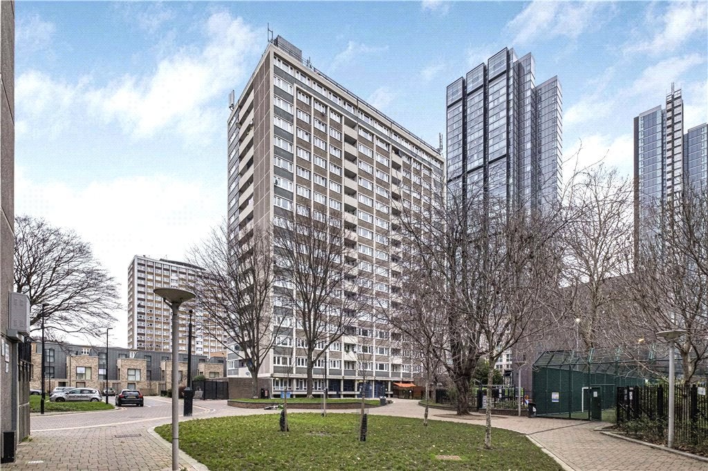 Flat Central Street in Greater London
