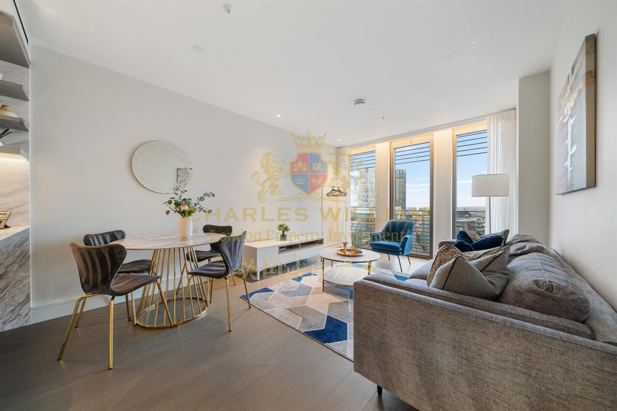 Flat Bishopsgate in City of London