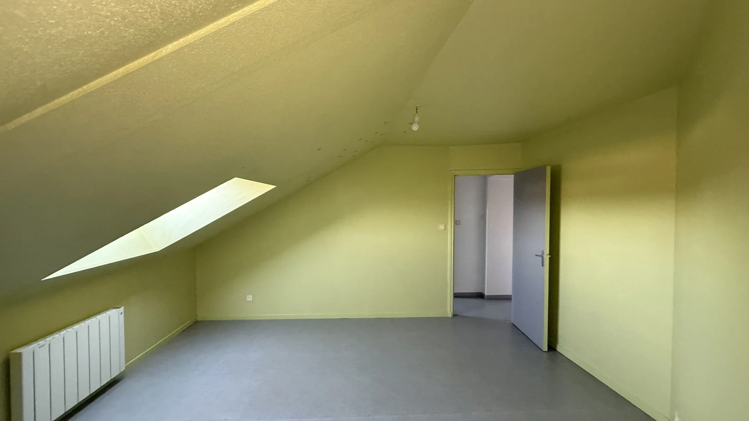Appartement Avenue de la Gare à Pouilly-sous-Charlieu