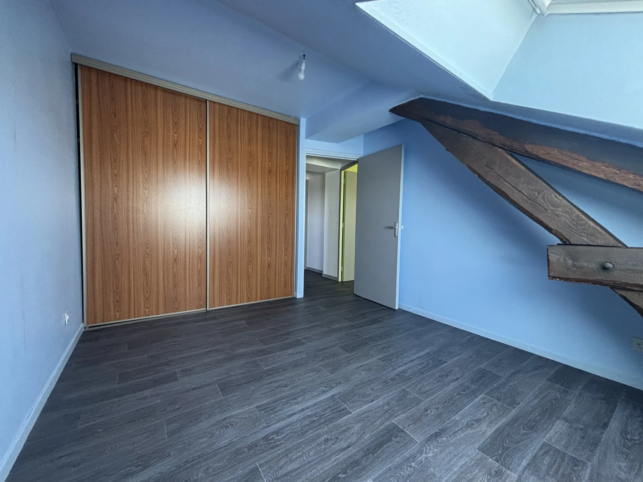 Appartement Avenue de la Gare à Pouilly-sous-Charlieu