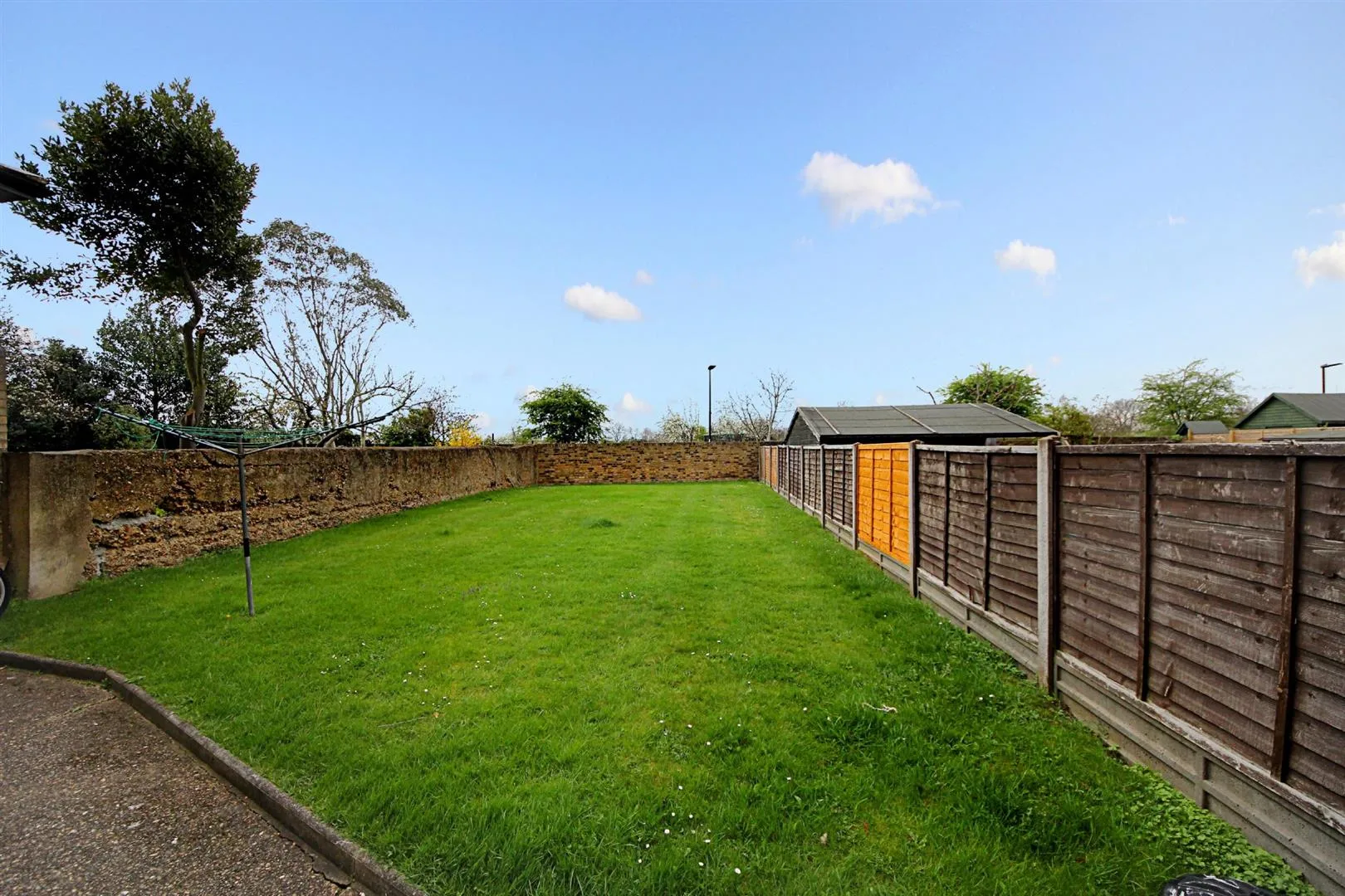 Flat Ranelagh Road in Greater London