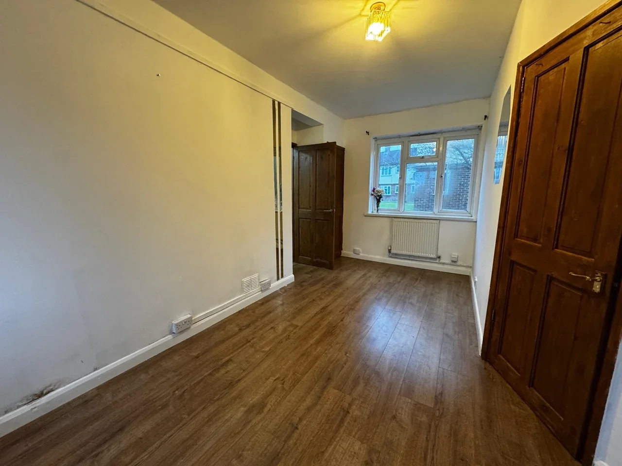 Flat Davidson Road in Greater London