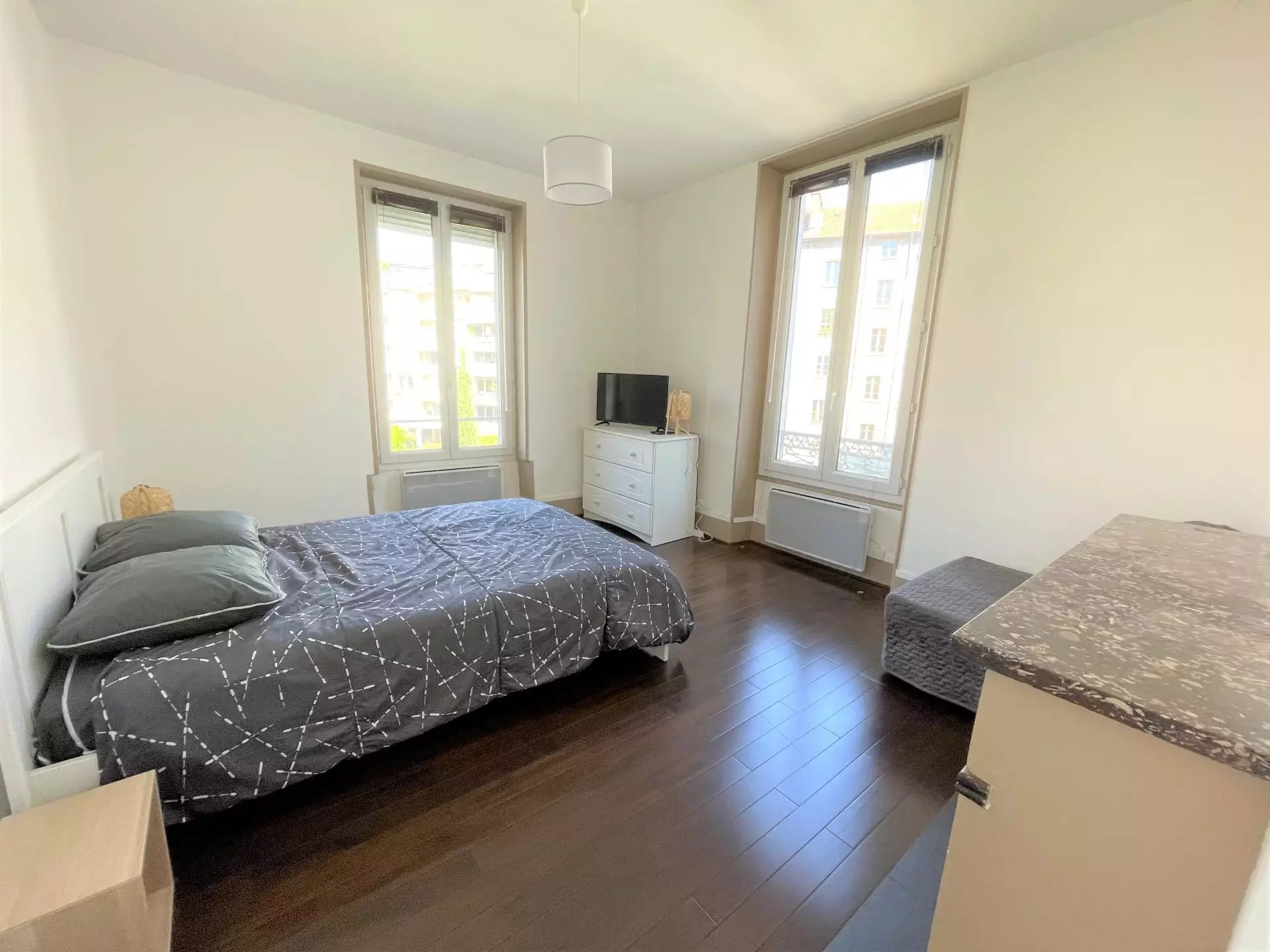 Appartement Place Victor Hugo à Grenoble